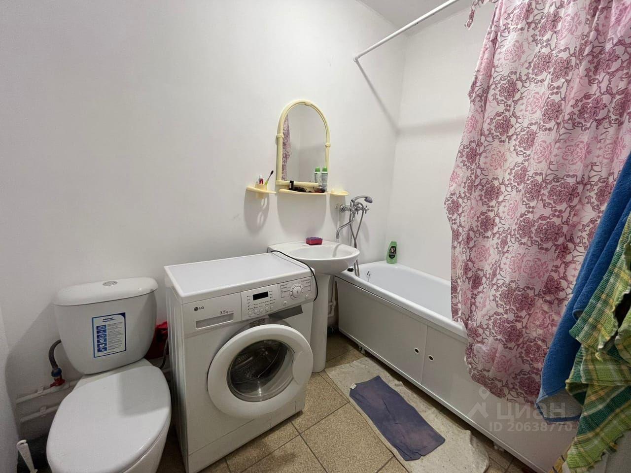 офис ростов на дону. хорошие квартиры агентство. довольный клиент. этажи сотрудники новосибирск. агенство недвижимости.