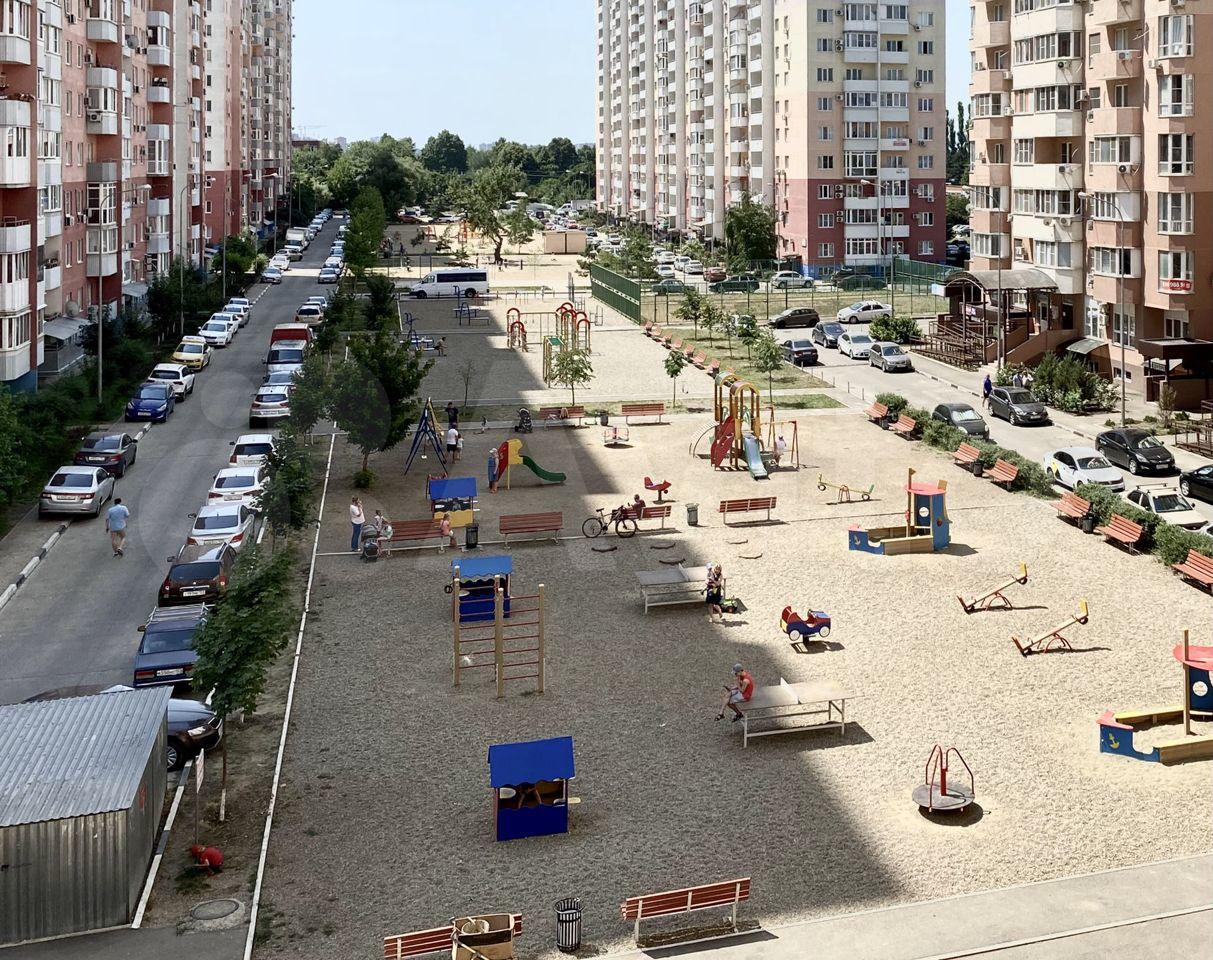 Памятник александру покрышкину в краснодаре. Памятник покрышкина в краснодаре. Мкр энка краснодар. Краснодар энки. Микрорайон энка.